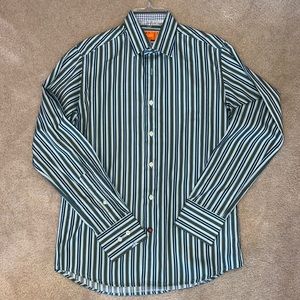 Beautiful Talia shirt new condition without tags